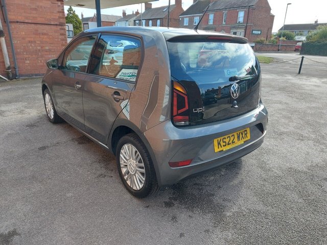 2022 VOLKSWAGEN UP! - Photo 4