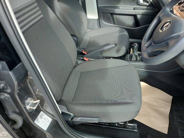 2022 VOLKSWAGEN UP! - Photo 8
