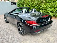 USED 2019 69 MERCEDES-BENZ SLC 2.0 SLC300 GPF AMG Line Convertible 2dr Petrol G-Tronic Euro 6 (s/s) (245 ps) Award Winning Used Car Dealer Essex