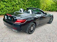 USED 2019 69 MERCEDES-BENZ SLC 2.0 SLC300 GPF AMG Line Convertible 2dr Petrol G-Tronic Euro 6 (s/s) (245 ps) Award Winning Used Car Dealer Essex