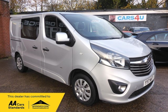 2017 VAUXHALL VIVARO