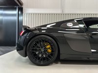 USED 2016 R AUDI R8 5.2 FSI V10 Plus Coupe 2dr Petrol S Tronic quattro Euro 6 (s/s) (610 ps) Carbon int & ext | Custom exhaust
