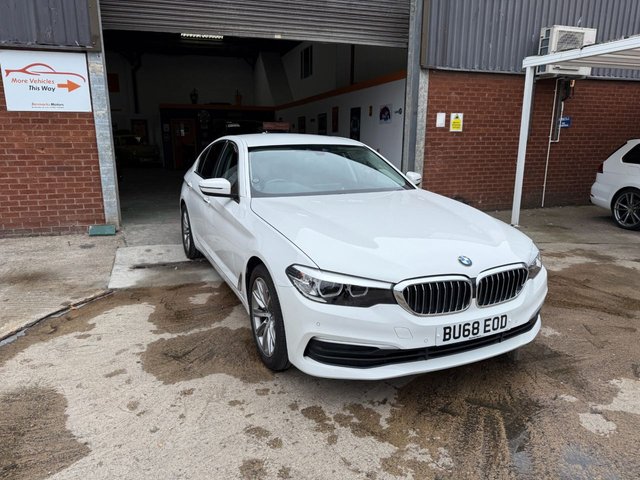 2018 68 BMW 5 Series 2.0 520d SE Saloon 4dr Diesel Auto xDrive Euro 6 (s/s) (190 ps)