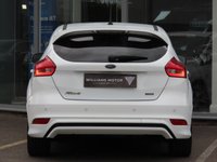 USED 2017 17 FORD FOCUS 1.0T EcoBoost ST-Line Hatchback 5dr Petrol Auto Euro 6 (s/s) (125 ps) SAT NAV, CRUISE CONTROL.