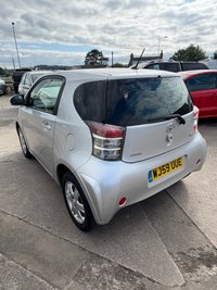 USED 2009 59 TOYOTA IQ 1.0 VVT-i Hatchback 3dr Petrol Manual Euro 4 (68 bhp) 