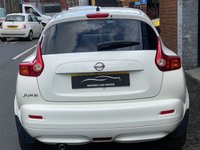 USED 2013 13 NISSAN JUKE 1.6 Acenta Premium SUV 5dr Petrol Manual Euro 5 (s/s) (117 ps) * SATNAV *      11 Service Stamps