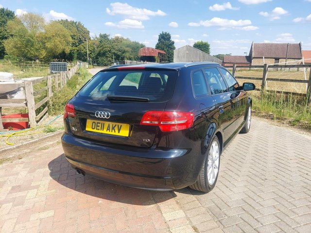 2011 AUDI A3 - Photo 7