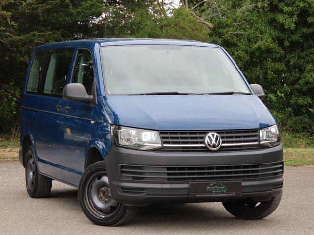 2016 VOLKSWAGEN TRANSPORTER SHUTTLE - Photo 3