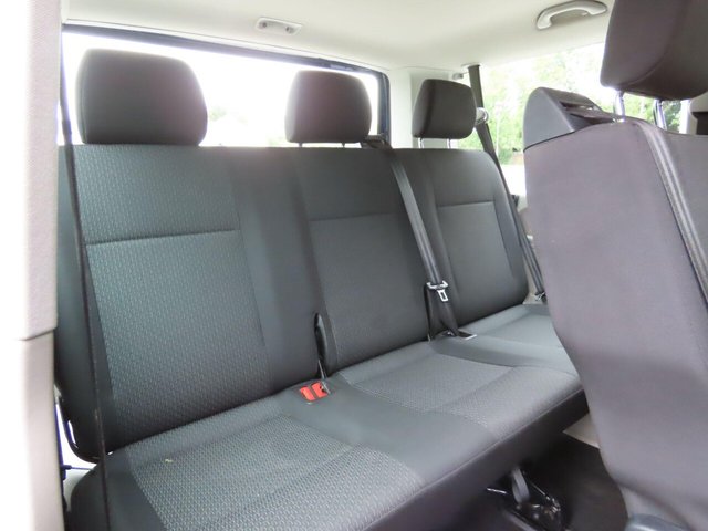 2016 VOLKSWAGEN TRANSPORTER SHUTTLE - Photo 12