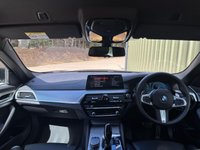USED 2018 68 BMW 5 SERIES 2.0 520d M Sport Touring 5dr Diesel Auto Euro 6 (s/s) (190 ps) DIGI DASH + PRO NAV