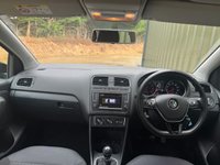 USED 2015 65 VOLKSWAGEN POLO 1.2 TSI BlueMotion Tech SE Hatchback 5dr Petrol Manual Euro 6 (s/s) (90 ps) DISCOVER SAT NAV + REV. CAMERA