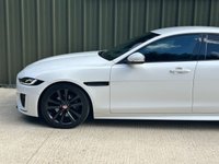 USED 2020 69 JAGUAR XE 2.0 D180 R-Dynamic SE Saloon 4dr Diesel Auto Euro 6 (s/s) (180 ps) 