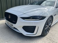 USED 2020 69 JAGUAR XE 2.0 D180 R-Dynamic SE Saloon 4dr Diesel Auto Euro 6 (s/s) (180 ps) 