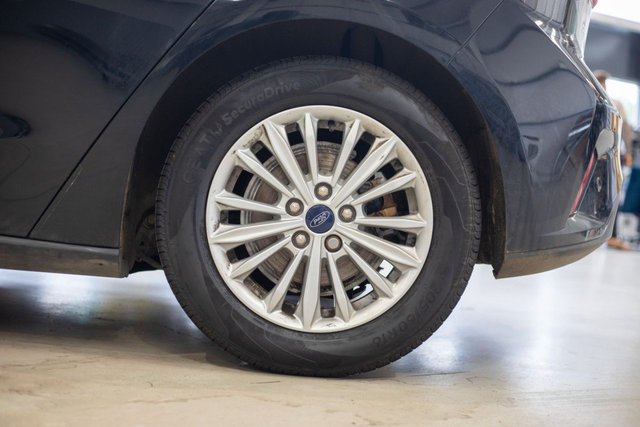 2020 Ford Focus 1.5L Titanium 5dr - Photo 7