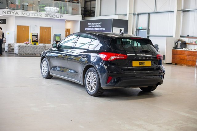 2020 Ford Focus 1.5L Titanium 5dr - Photo 4