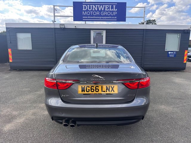 2016 Jaguar Xf 2L Portfolio 4dr - Photo 5