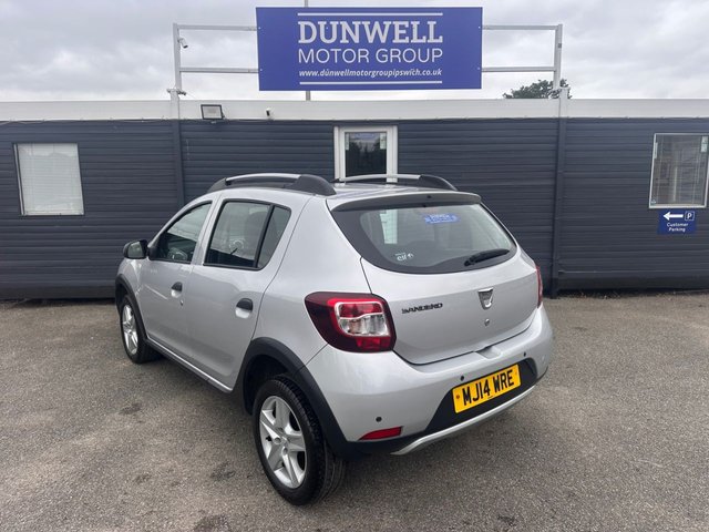 2014 Dacia Sandero Stepway 1.5L Laureate 5dr - Photo 4