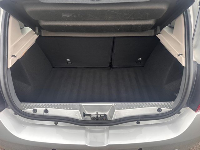 2014 Dacia Sandero Stepway 1.5L Laureate 5dr - Photo 10