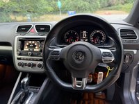 USED 2014 14 VOLKSWAGEN SCIROCCO 2.0 TDI BlueMotion Tech R-Line Hatchback 3dr Diesel DSG Euro 5 (s/s) (Leather, Nav) (140 ps) 