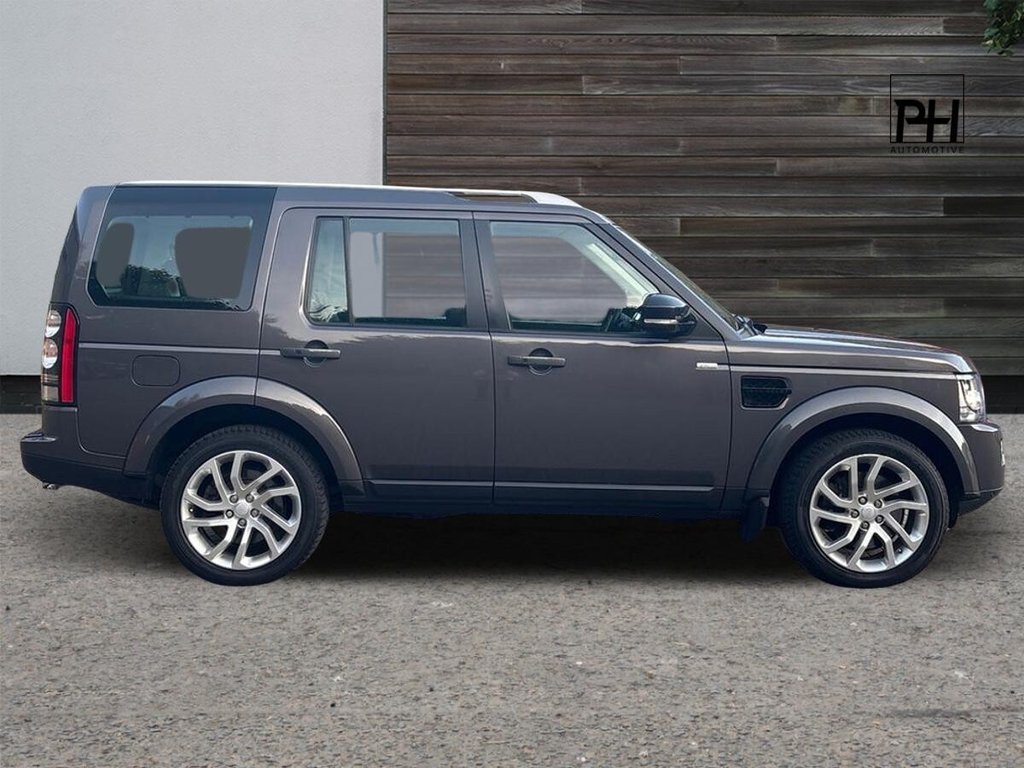 USED 2016 66 LAND ROVER DISCOVERY 4 3.0 SD V6 Landmark SUV 5dr Diesel Auto 4WD Euro 6 (s/s) (256 bhp) CLEAR GLASS EXAMPLE|CAM BELT