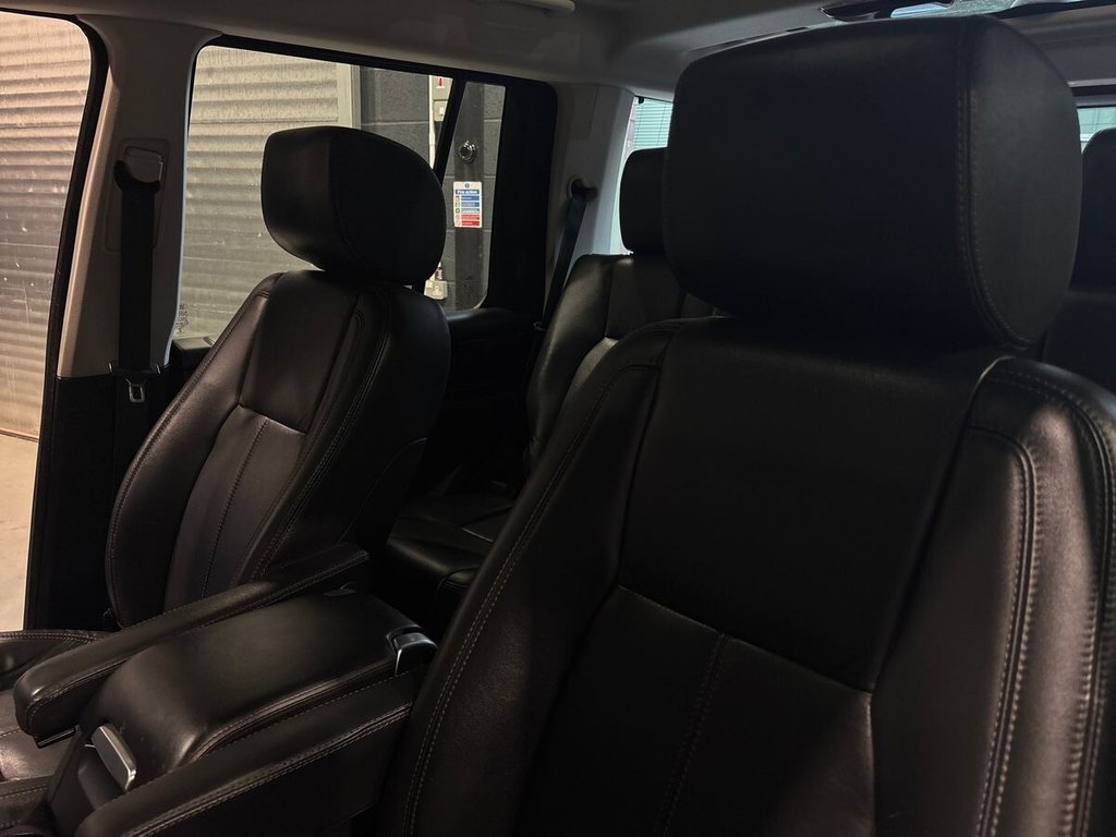USED 2016 66 LAND ROVER DISCOVERY 4 3.0 SD V6 Landmark SUV 5dr Diesel Auto 4WD Euro 6 (s/s) (256 bhp) CLEAR GLASS EXAMPLE|CAM BELT