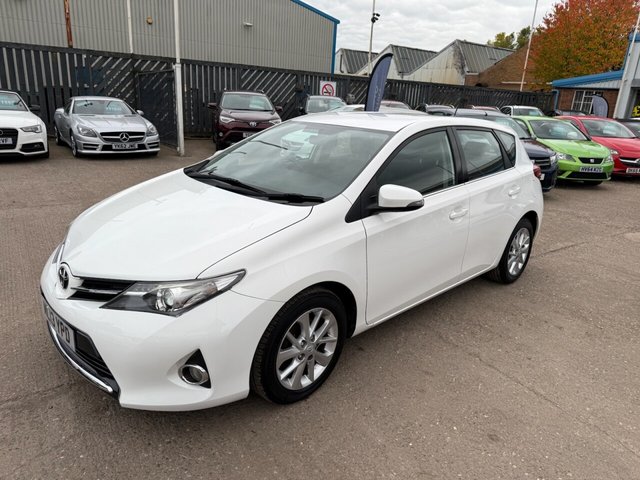 2013 TOYOTA AURIS 1.33 Dual VVT-i Icon Hatchback 5dr Petrol Manual Euro 5 (s/s) (101 ps) - Photo 7