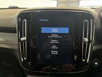 USED 2018 68 VOLVO XC40 1.5 T3 R-Design Pro SUV 5dr Petrol Manual Euro 6 (s/s) (156 ps) 2 keys, FSH, digi dash, heated seat