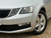 USED 2019 69 SKODA OCTAVIA 1.5 TSI GPF ACT SE Estate 5dr Petrol Manual Euro 6 (s/s) (150 ps) 