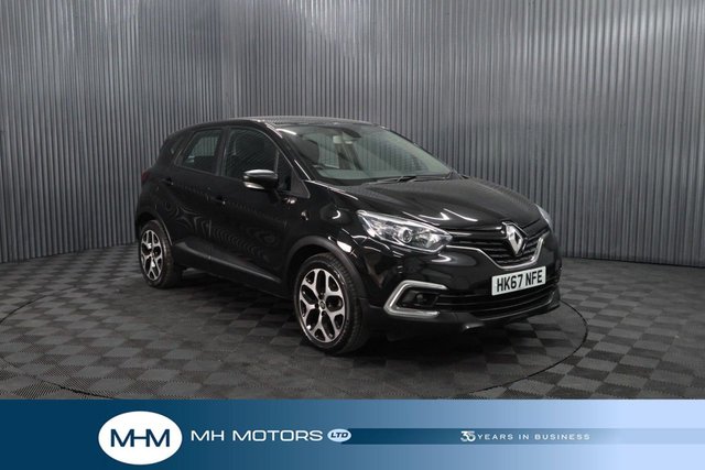 View our RENAULT CAPTUR