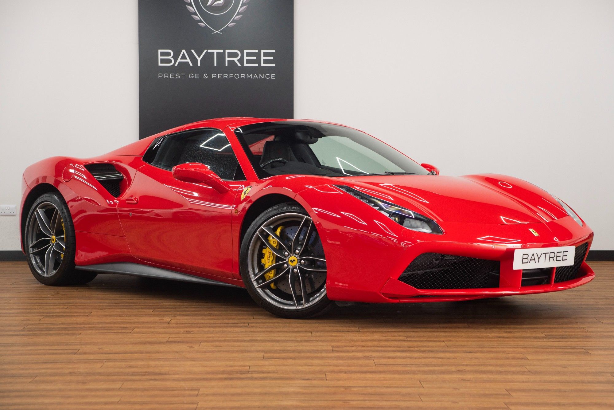 USED 2018 FERRARI 488 3.9T V8 Spider  