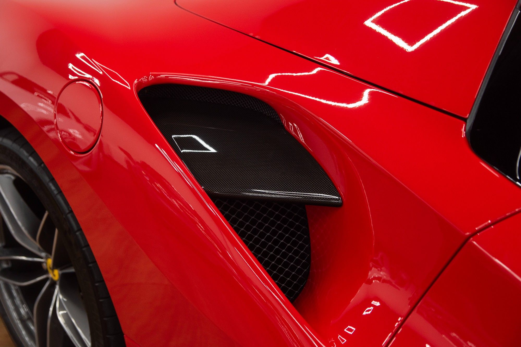 USED 2018 FERRARI 488 3.9T V8 Spider  