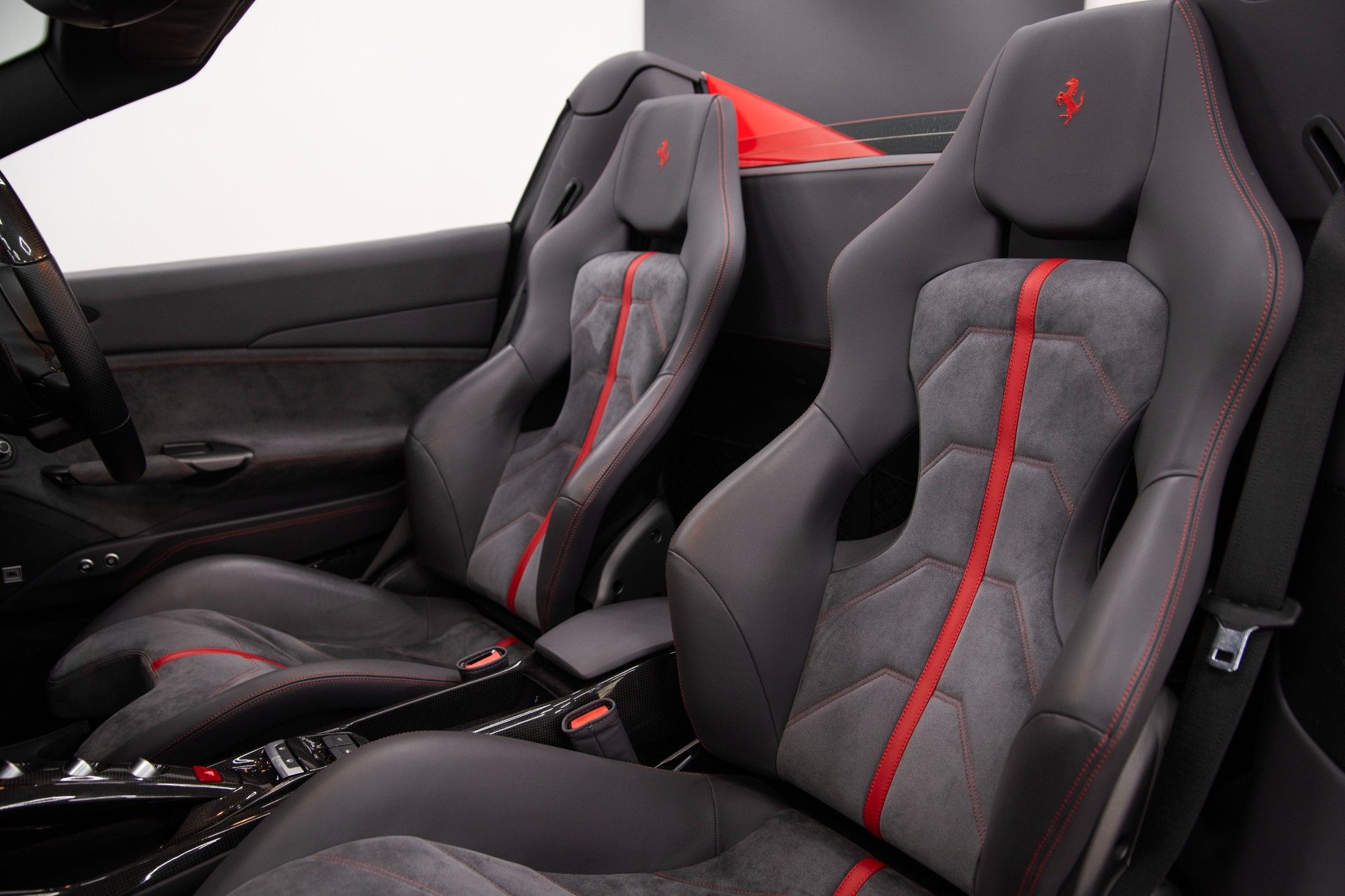 USED 2018 FERRARI 488 3.9T V8 Spider  