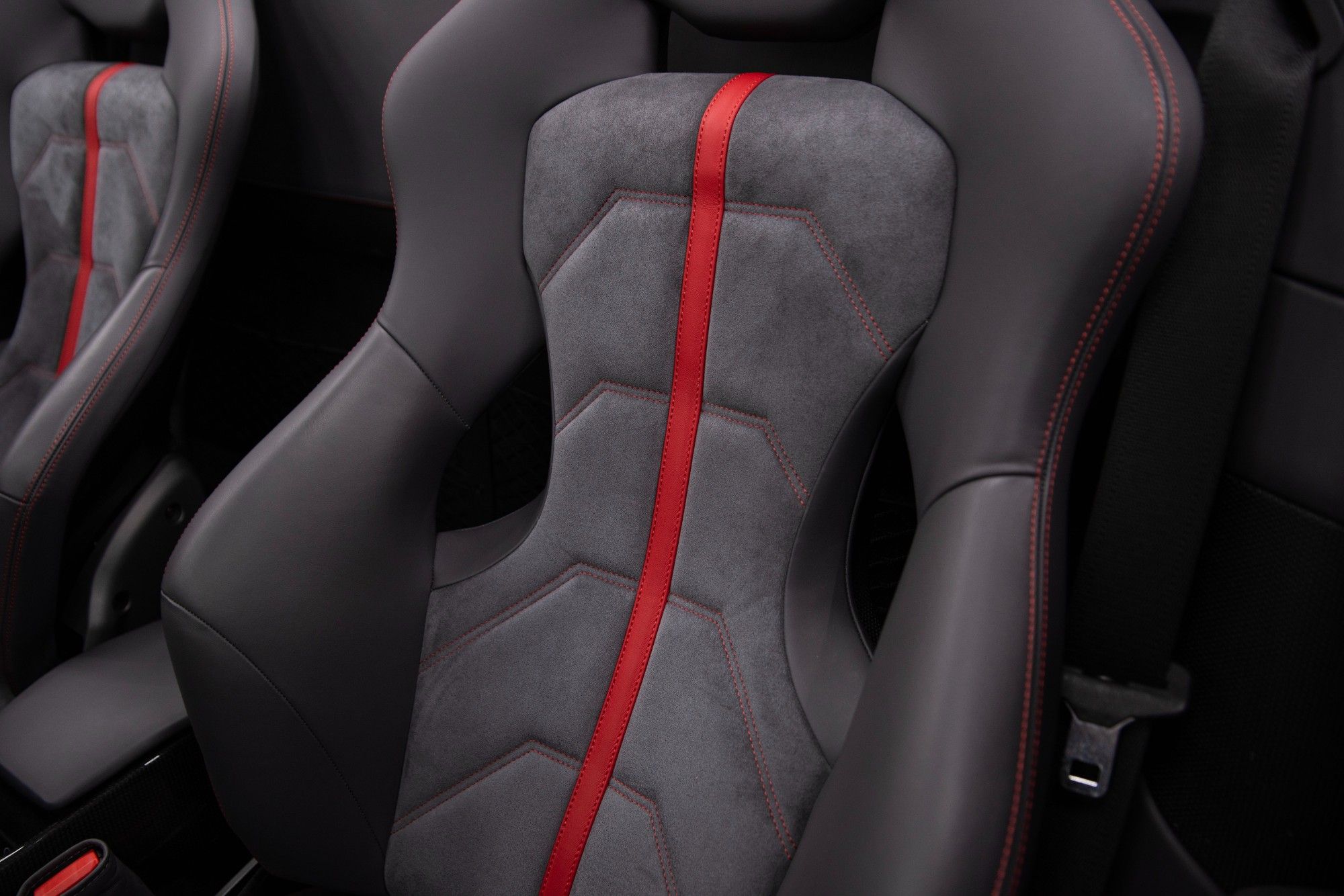 USED 2018 FERRARI 488 3.9T V8 Spider  