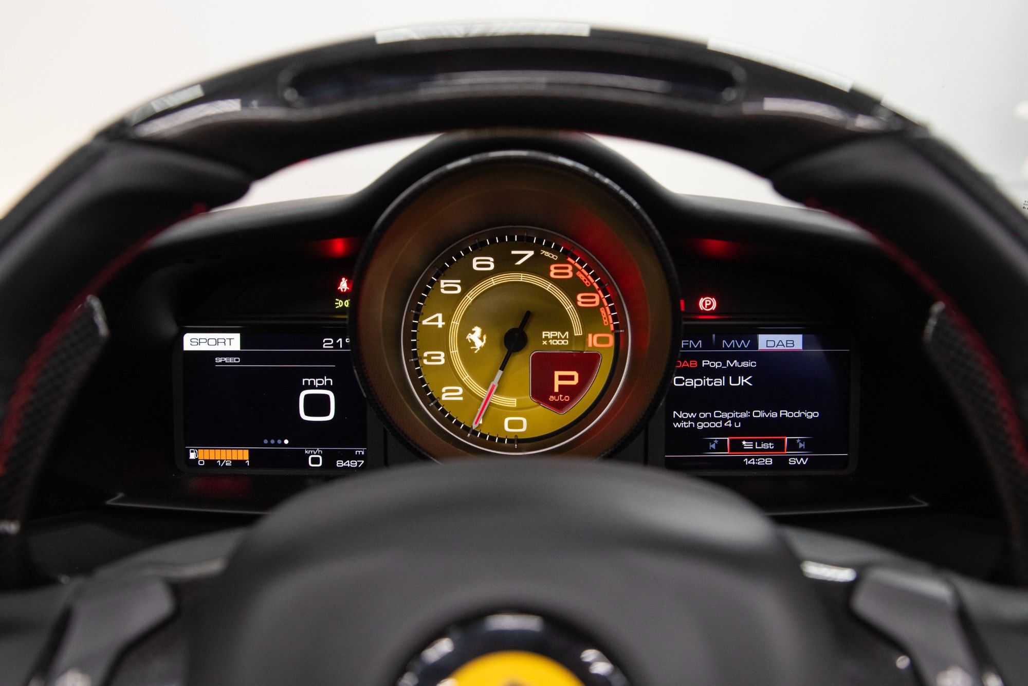 USED 2018 FERRARI 488 3.9T V8 Spider  