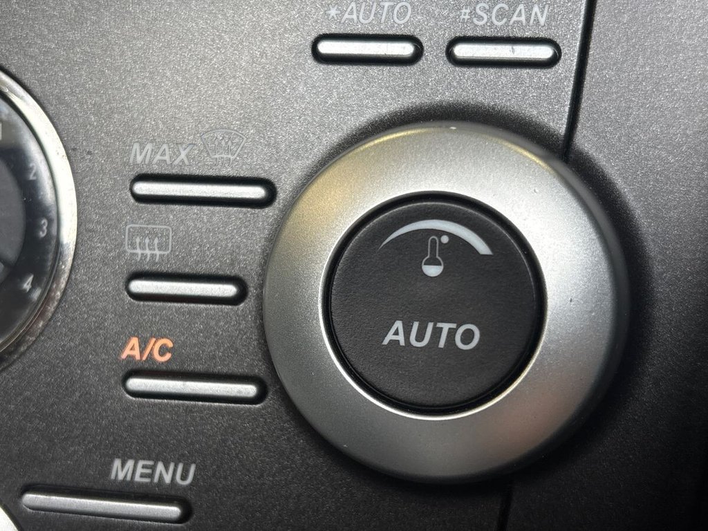 USED 2011 11 ASTON MARTIN VANTAGE 4.7 V8 Roadster 2dr Petrol Sportshift Euro 4 (420 bhp) STUNNING EXAMPLE|GREAT HISTORY