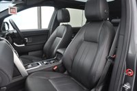 USED 2015 65 LAND ROVER DISCOVERY SPORT 2.0 TD4 HSE Black SUV 5dr Diesel Auto 4WD Euro 6 (s/s) (180 ps) Parking Assist - 7 Seats - Up To An Impressive 60 MPG!