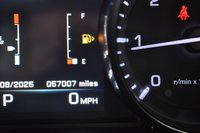 USED 2015 65 LAND ROVER DISCOVERY SPORT 2.0 TD4 HSE Black SUV 5dr Diesel Auto 4WD Euro 6 (s/s) (180 ps) Parking Assist - 7 Seats - Up To An Impressive 60 MPG!