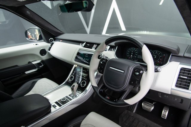 View our LAND ROVER RANGE ROVER SPORT