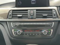 USED 2013 13 BMW 3 SERIES 3.0 330d Modern Touring 5dr Diesel Auto Euro 5 (s/s) (258 ps) 