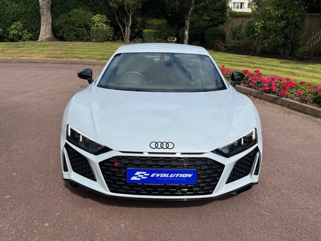 View our AUDI R8
