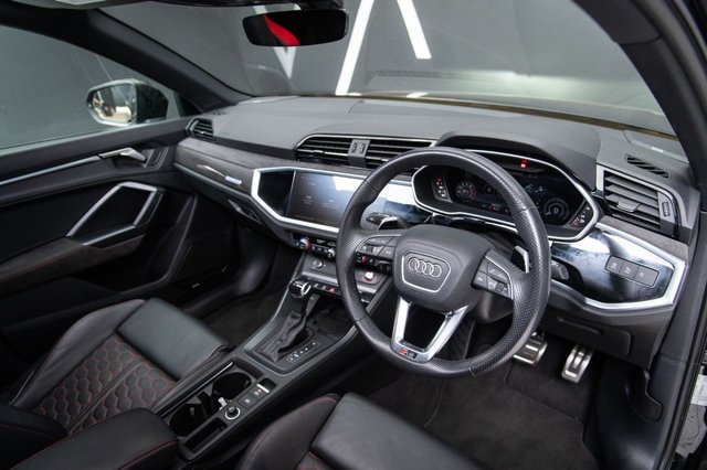 View our AUDI RS Q3