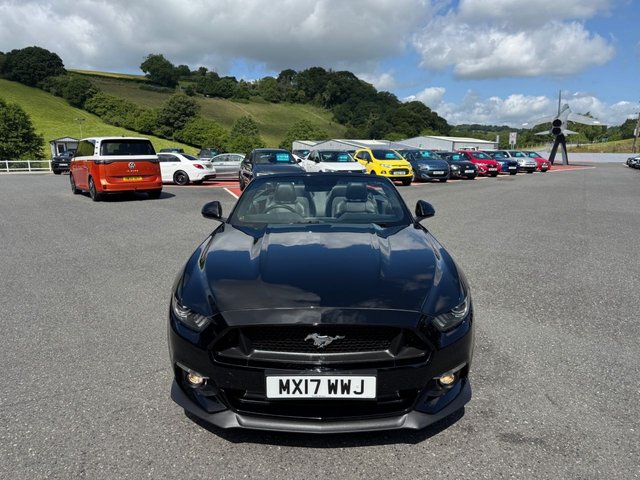 2017 Ford Mustang 5L Gt 2dr - Photo 2