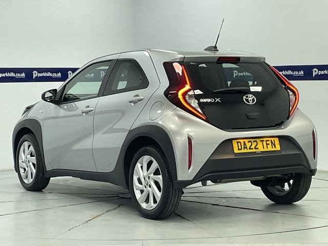 2022 TOYOTA AYGO X - Photo 4