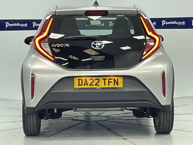 2022 TOYOTA AYGO X - Photo 9