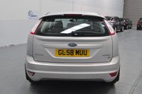 USED 2009 58 FORD FOCUS 1.6 Zetec Hatchback 5dr Petrol Manual (161 g/km, 99 bhp) 