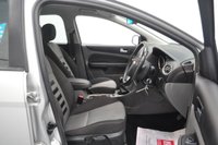 USED 2009 58 FORD FOCUS 1.6 Zetec Hatchback 5dr Petrol Manual (161 g/km, 99 bhp) 