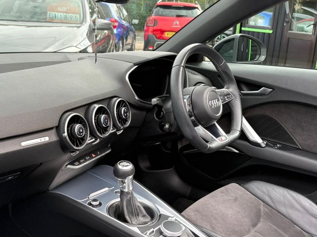 2017 AUDI TT 1.8 TFSI Black Edition Roadster 2dr Petrol Manual Euro 6 (s/s) (180 ps) - Photo 11