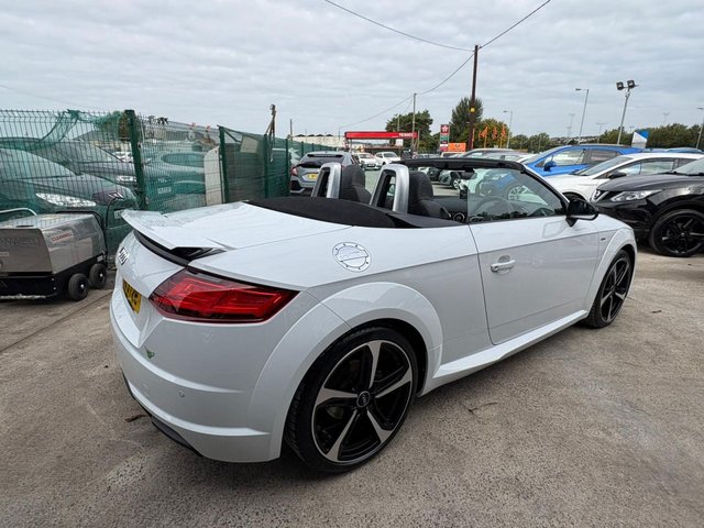 2017 AUDI TT 1.8 TFSI Black Edition Roadster 2dr Petrol Manual Euro 6 (s/s) (180 ps) - Photo 6