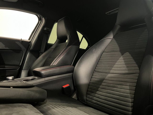 2017 MERCEDES-BENZ A-CLASS 1.6 A160 AMG Line Hatchback 5dr Petrol Manual Euro 6 (s/s) (102 ps) - Photo 6