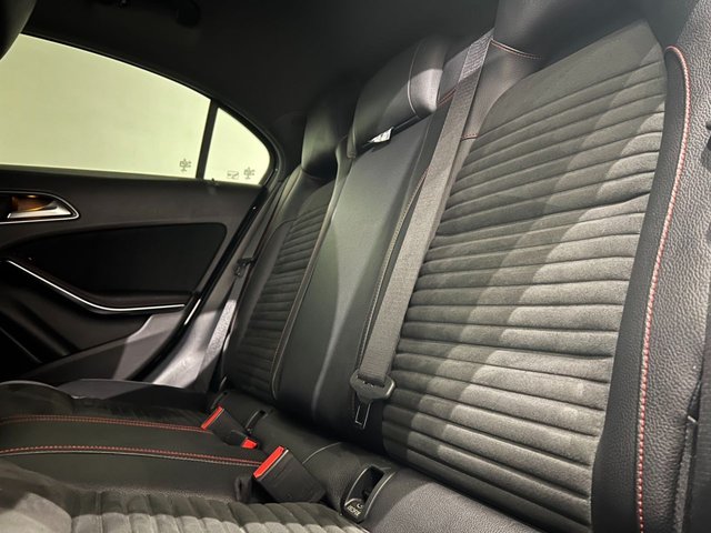 2017 MERCEDES-BENZ A-CLASS 1.6 A160 AMG Line Hatchback 5dr Petrol Manual Euro 6 (s/s) (102 ps) - Photo 7